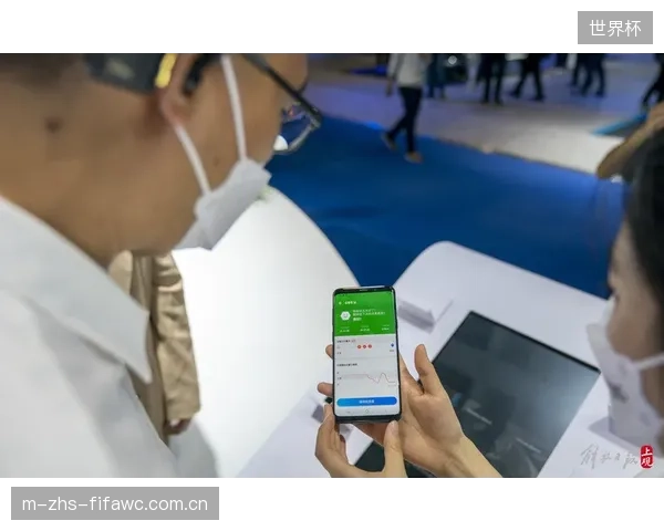 韩国Fivics品牌在一个为期两年的动态摩擦对比测试后，启动了以合成超纤替代部分入门级产品线中马臀皮的计划